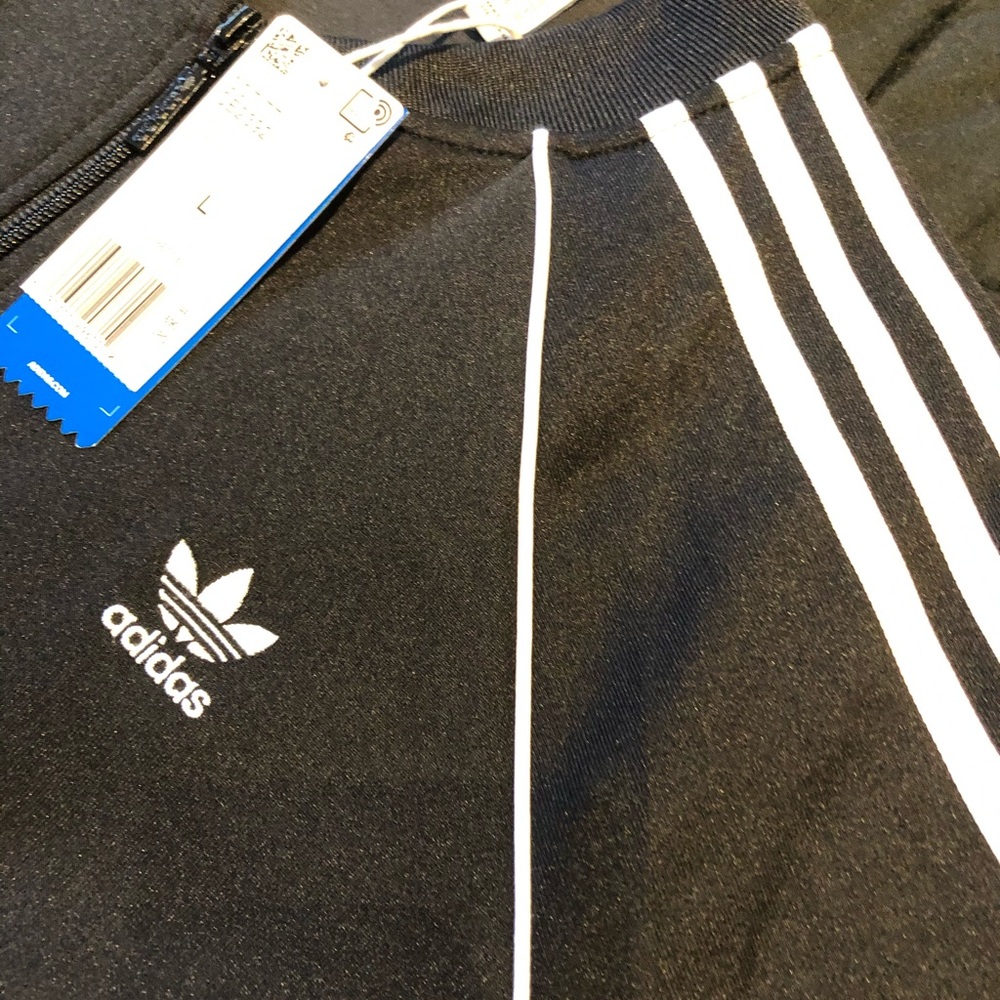 ADIDAS ZIP UP JACKET
